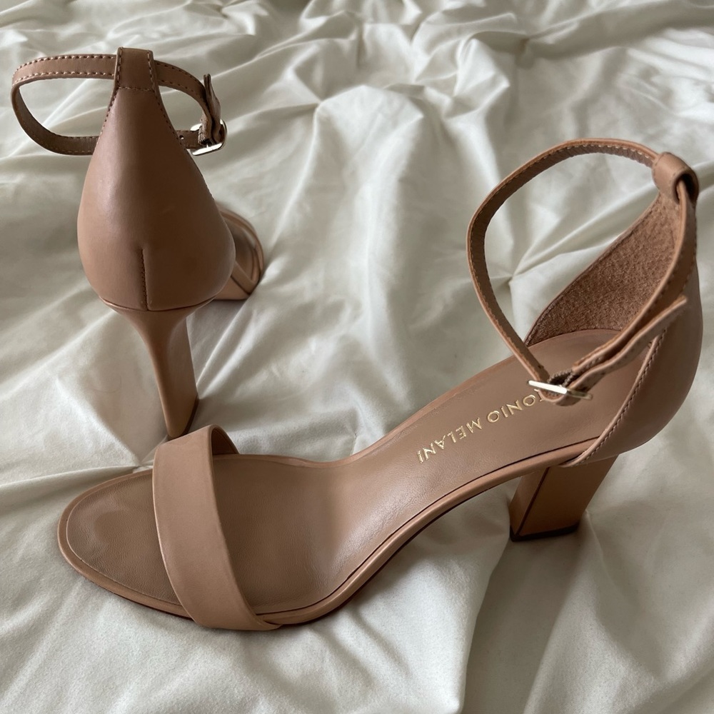 New/Lightly Worn Once. Size 8.5 But Fit Like A Si… - image 2